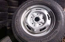 Ford tērauda disks ar 215/75R16C Continental riepu 